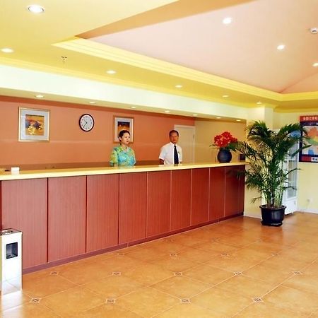 Home Inn Shenzhen Dongmen Hubei Subway Branch Eksteriør billede